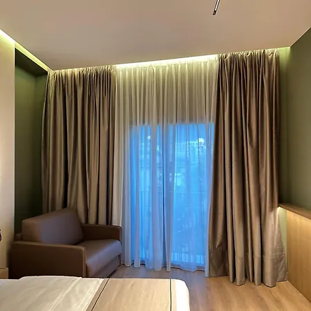 Candor Hotel&spa Tirana