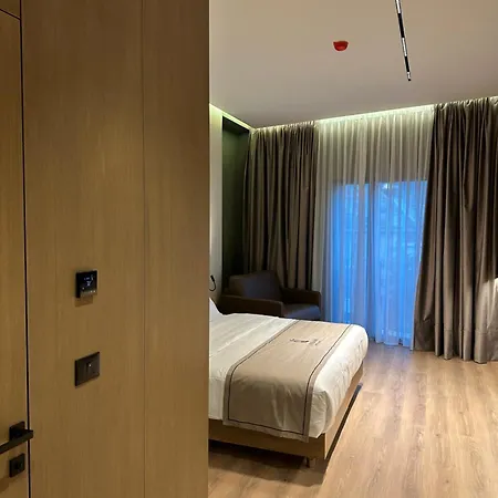 Candor Hotel&spa 4*